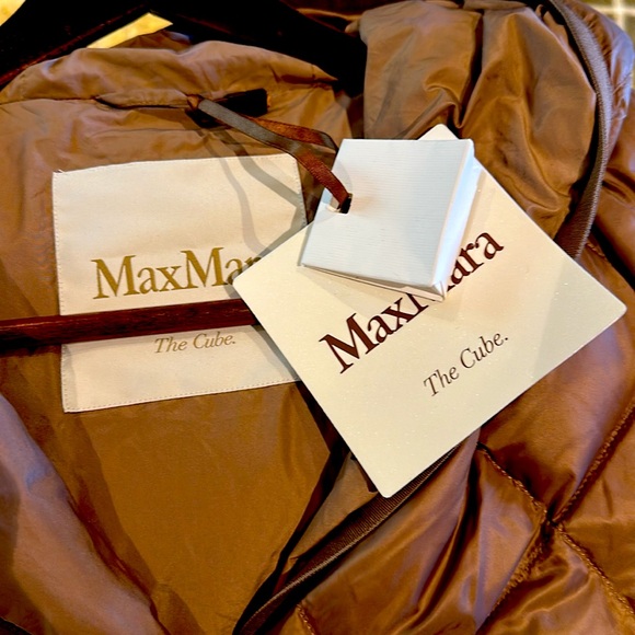 Max Mara “The Cube” long hooded puffer vest-Brand new - Picture 3 of 9